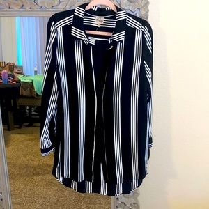 Button up black and white collared shirt/dress